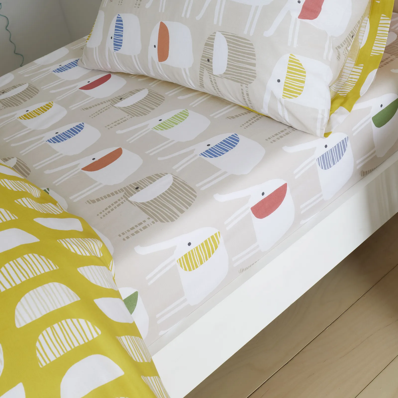 Pineapple Elephant Minbu Elephant 100% Cotton Fitted Sheet Natural