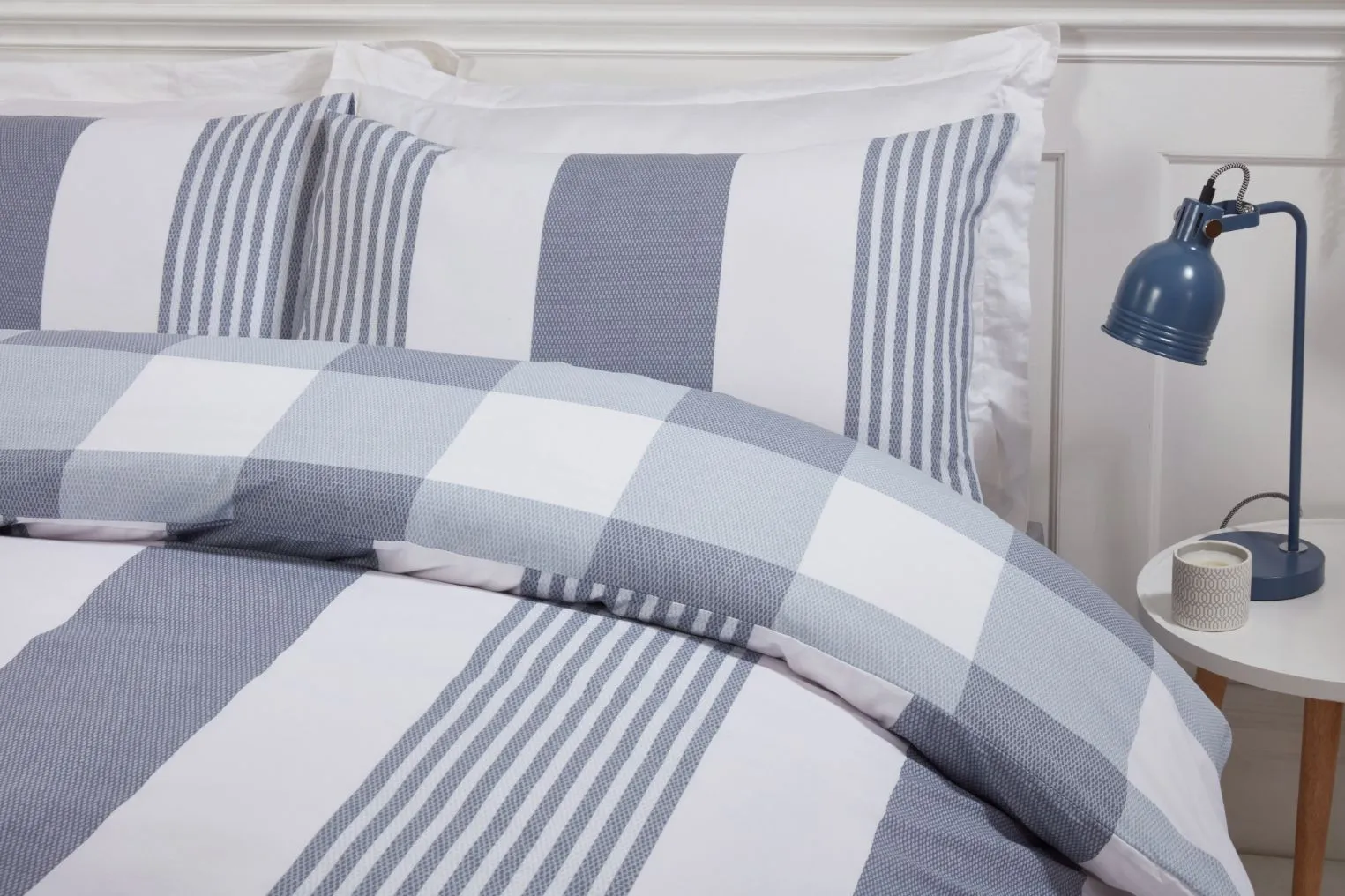 Rapport Home PH Chambray Stripe Duvet Cover Set with Pillowcase in Blue 2