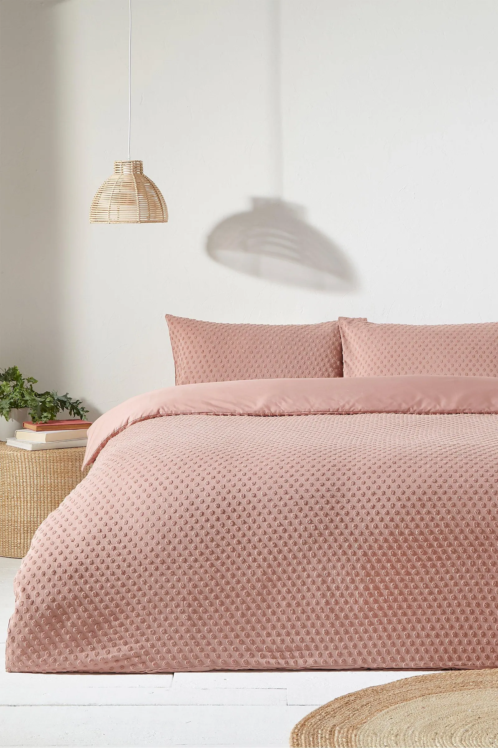 Polka Tuft Duvet Set