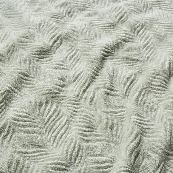 Leila Leaf Fleece Throw Blanket 2