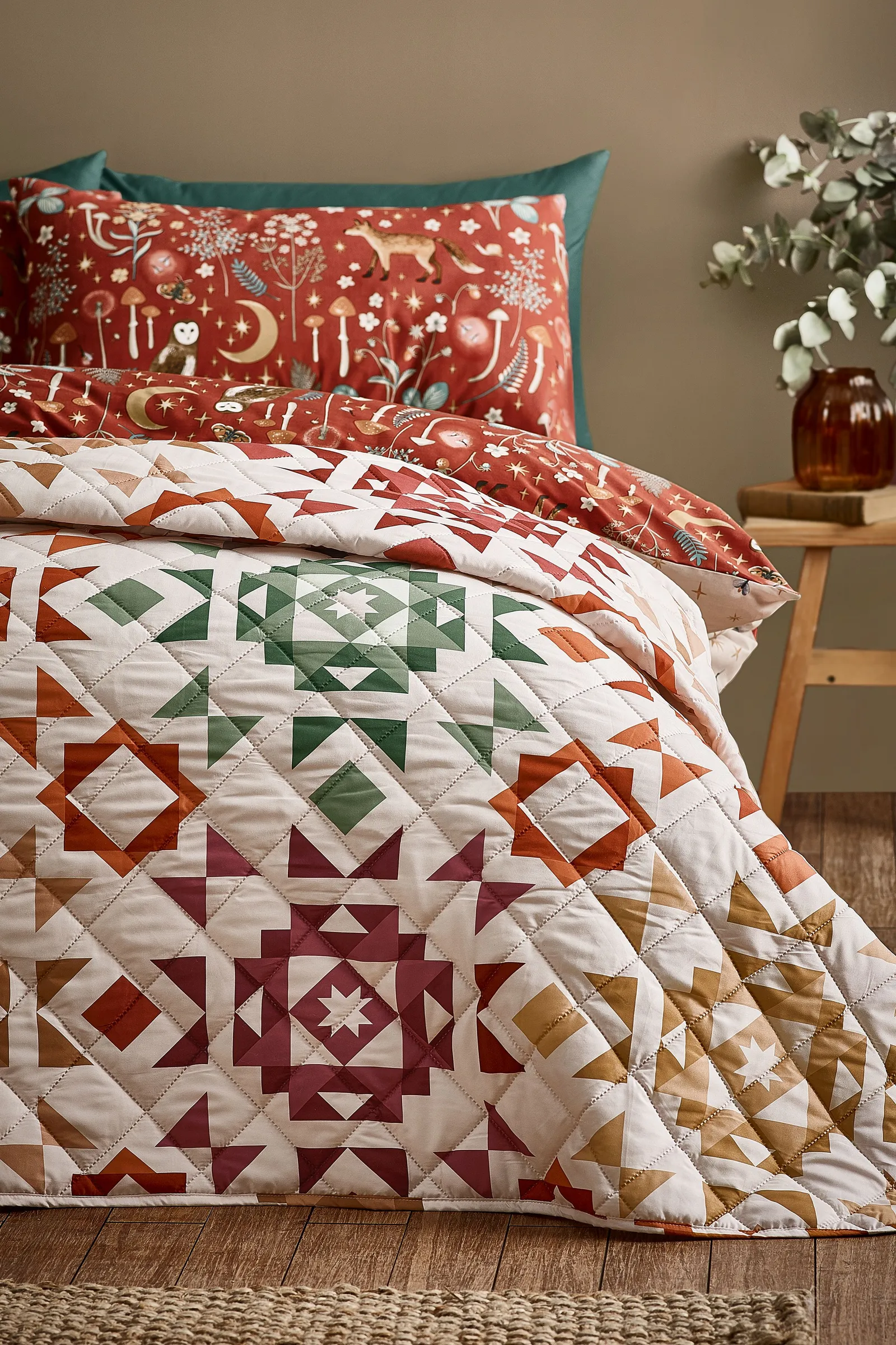 Catherine Lansfield 'Autumn Patchwork' Geo Quilted Bedspread in Natural