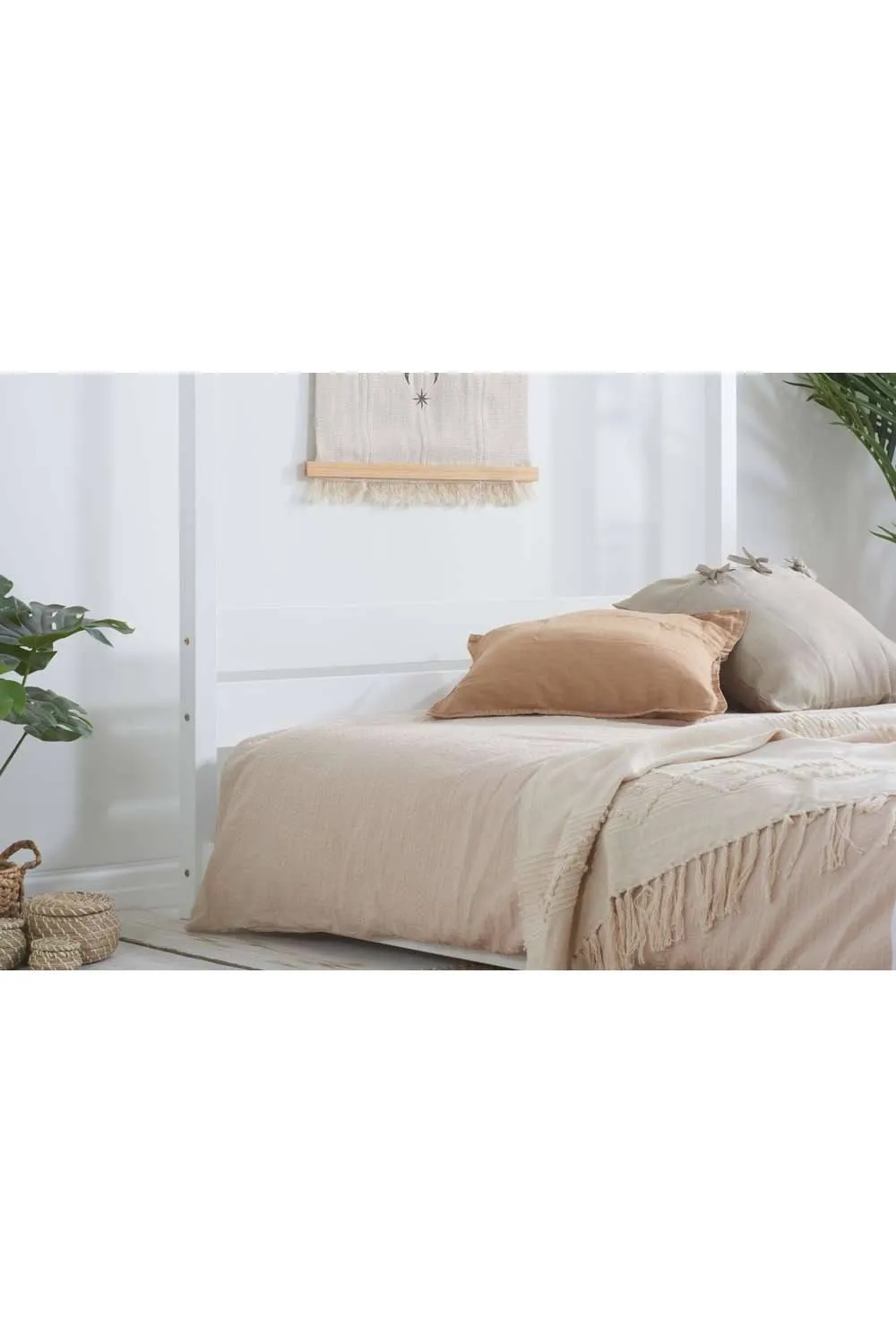 Birlea Four Poster Bed Frame Solid Wood 4 Poster Canopy Darwin in White 3