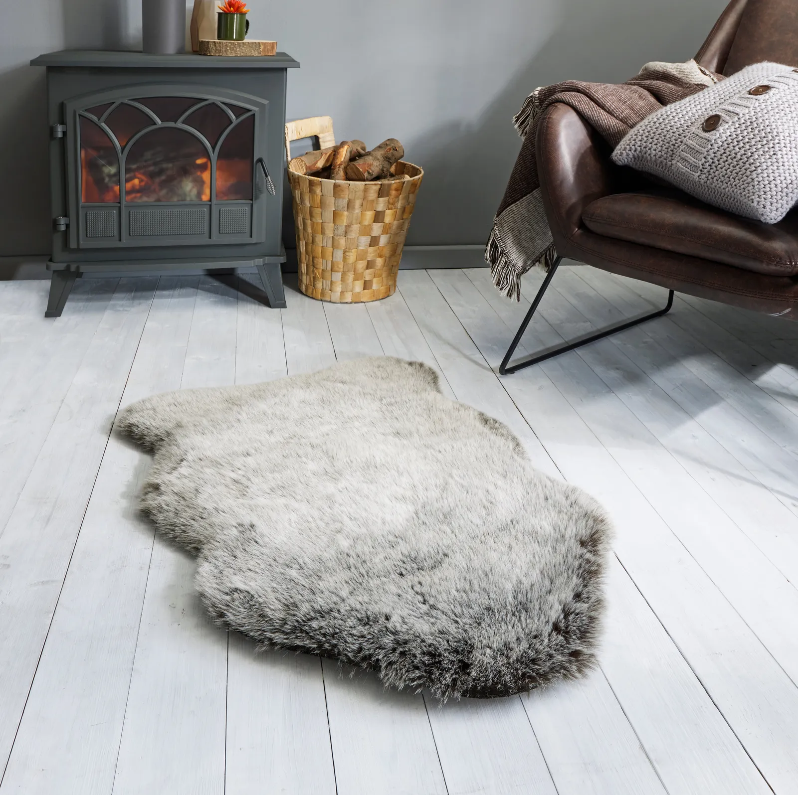 Copenhagen Single Pelt Faux Fur Rug Copenhagen Charcoal