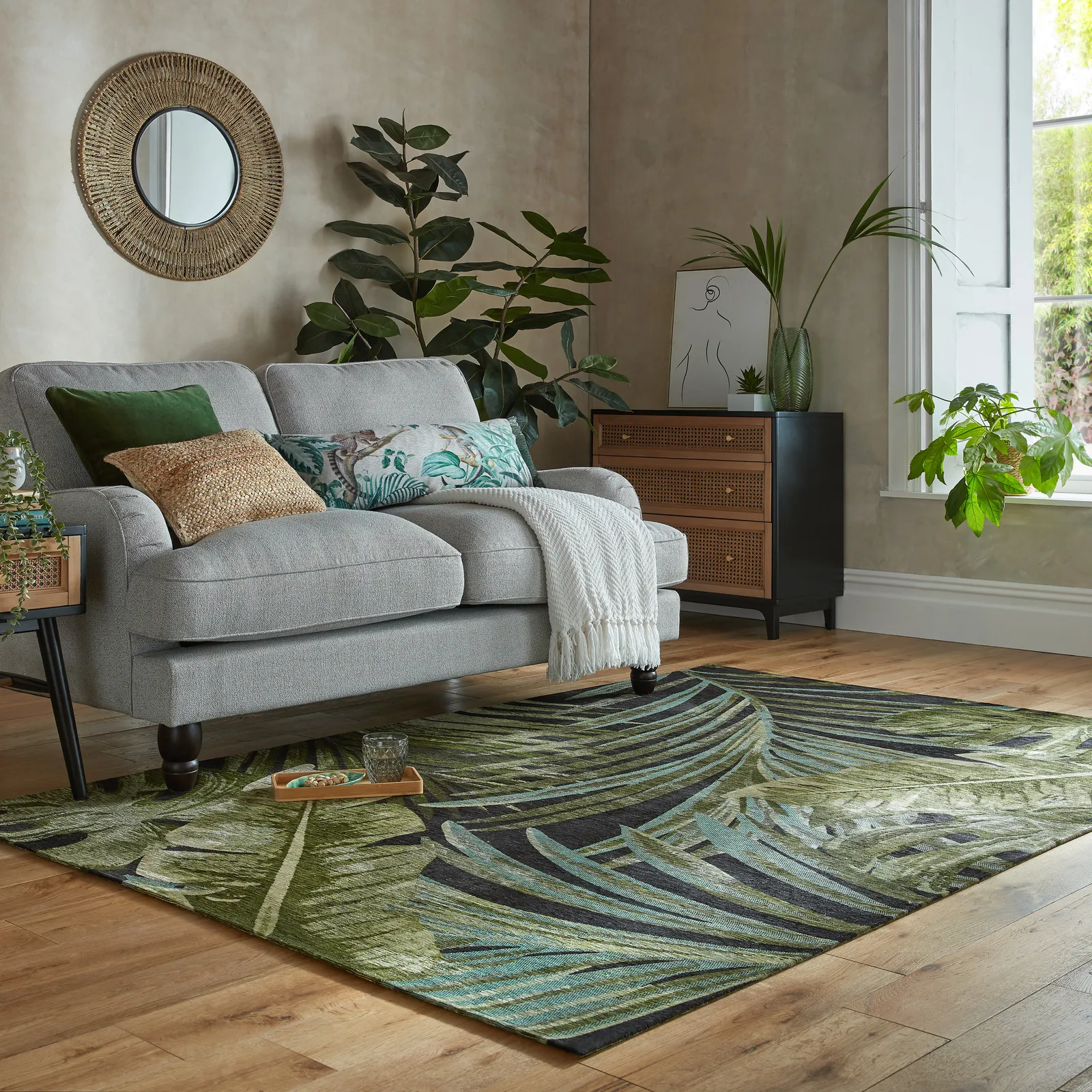 Jungle Palm Chenille Rug Green
