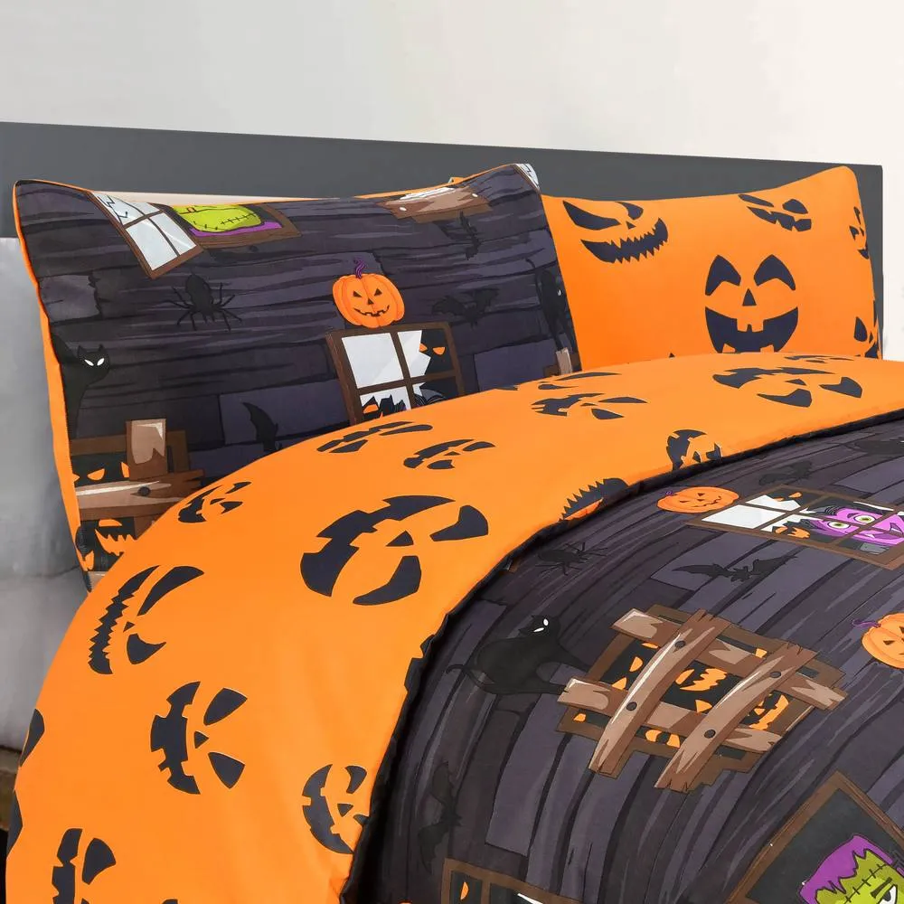 Smart Living Luxury Soft Reversible Haunted House Duvet Cover & Pillowcases in Charcoal 3