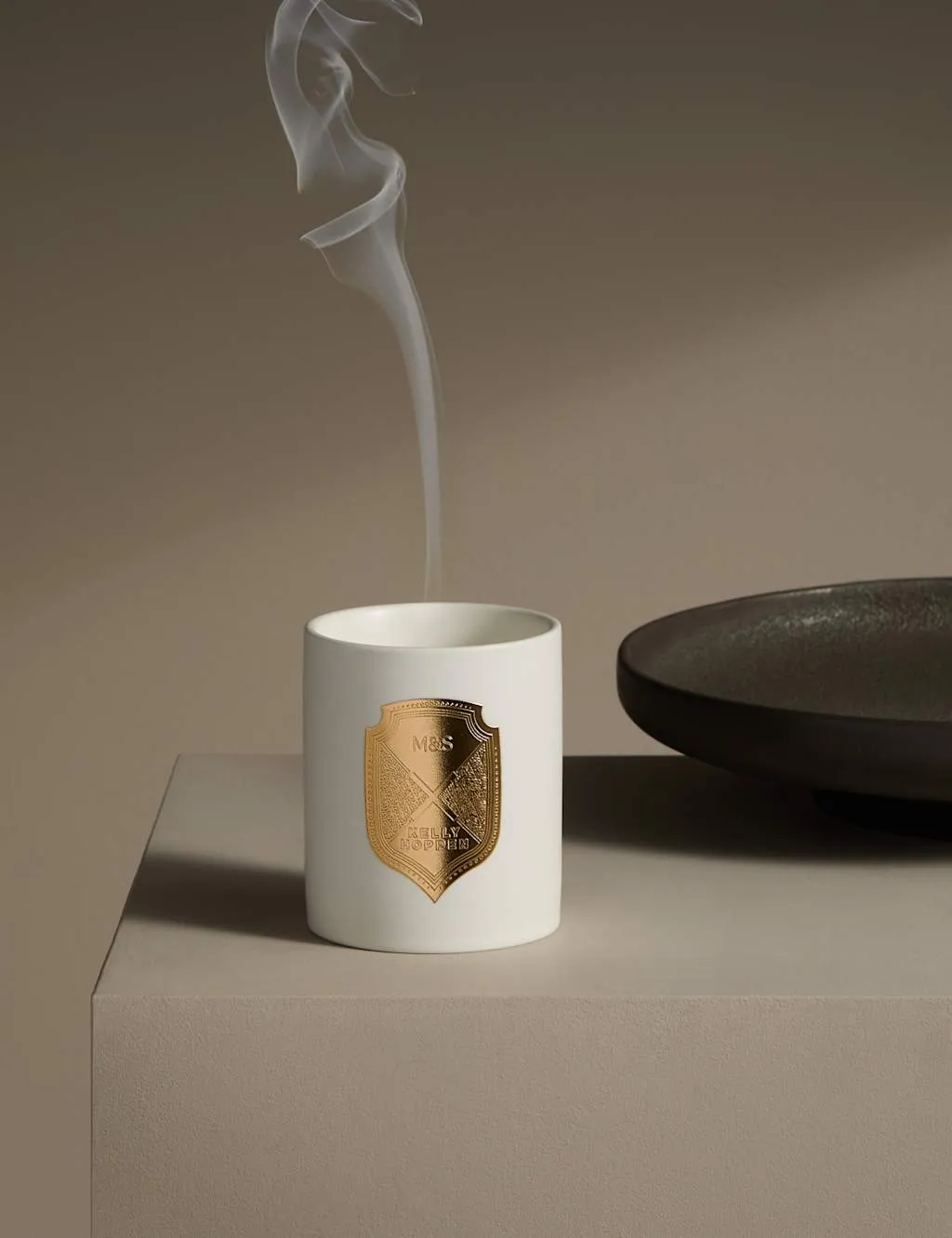 M&S X Kelly Hoppen No. 1 Fragrance Decorative Scented Candle White Mix