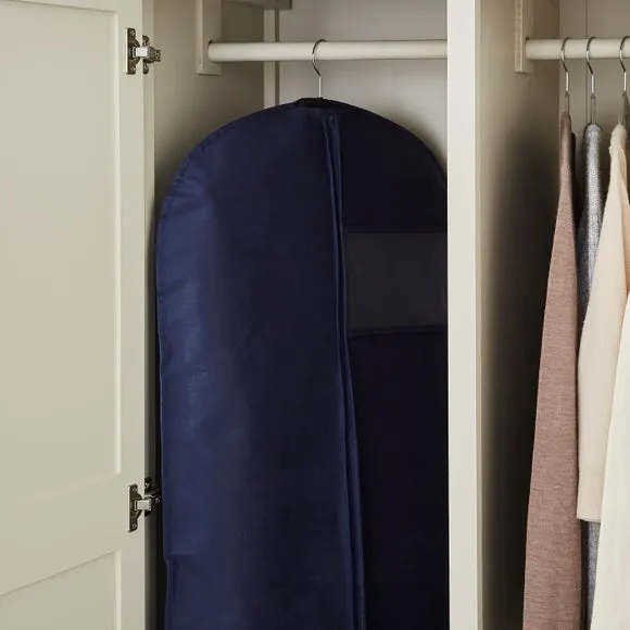 Hanging Suit Cover 1