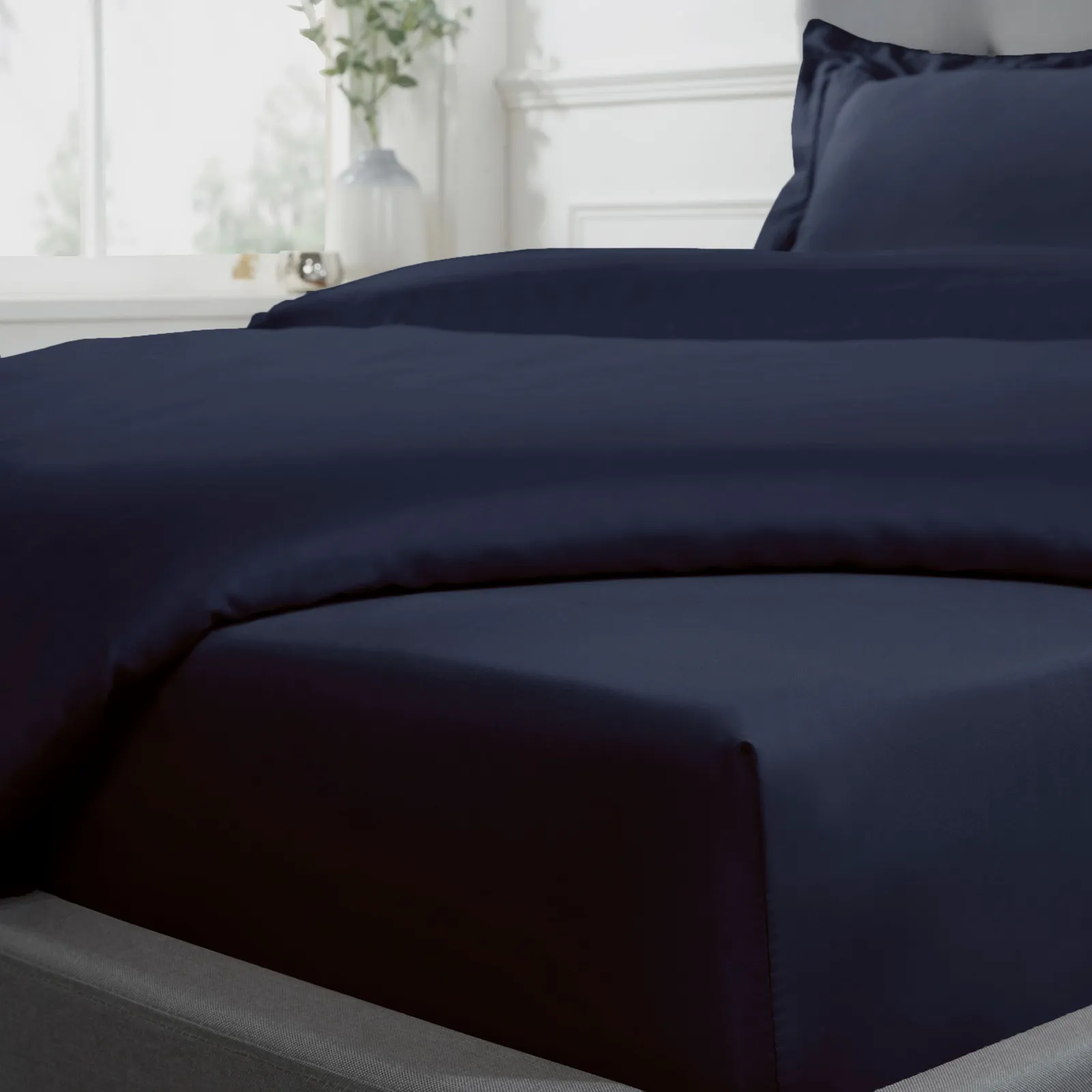 Smart Living Luxurious 100% Cotton Sateen 40cm Extra Deep & Soft Fitted Sheet in Navy