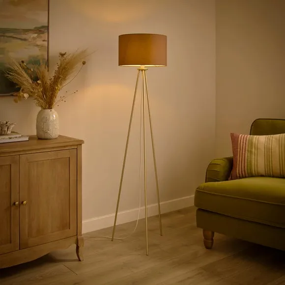 Hugo Tripod Floor Lamp 2