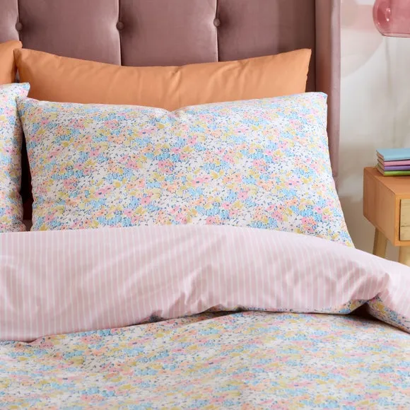 Catherine Lansfield Darcy Floral Reversible Duvet Cover & Pillowcase Set 2