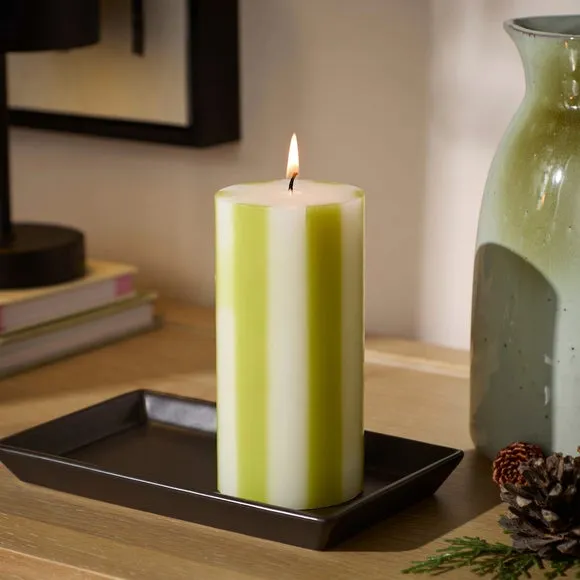Stripe Pillar Candle 1