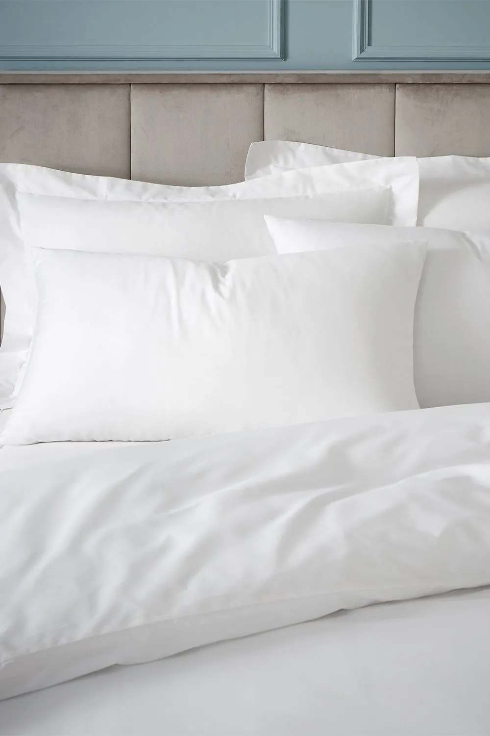 Bianca Egyptian Cotton 180 Thread Count Cotton Duvet Cover Set in White 2
