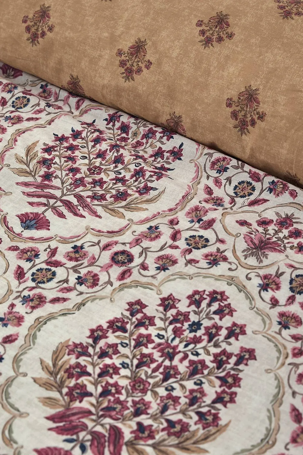 Dreams & Drapes 'Ashmead' 100% Cotton Damask Print Duvet Cover Set in Dark Red 3