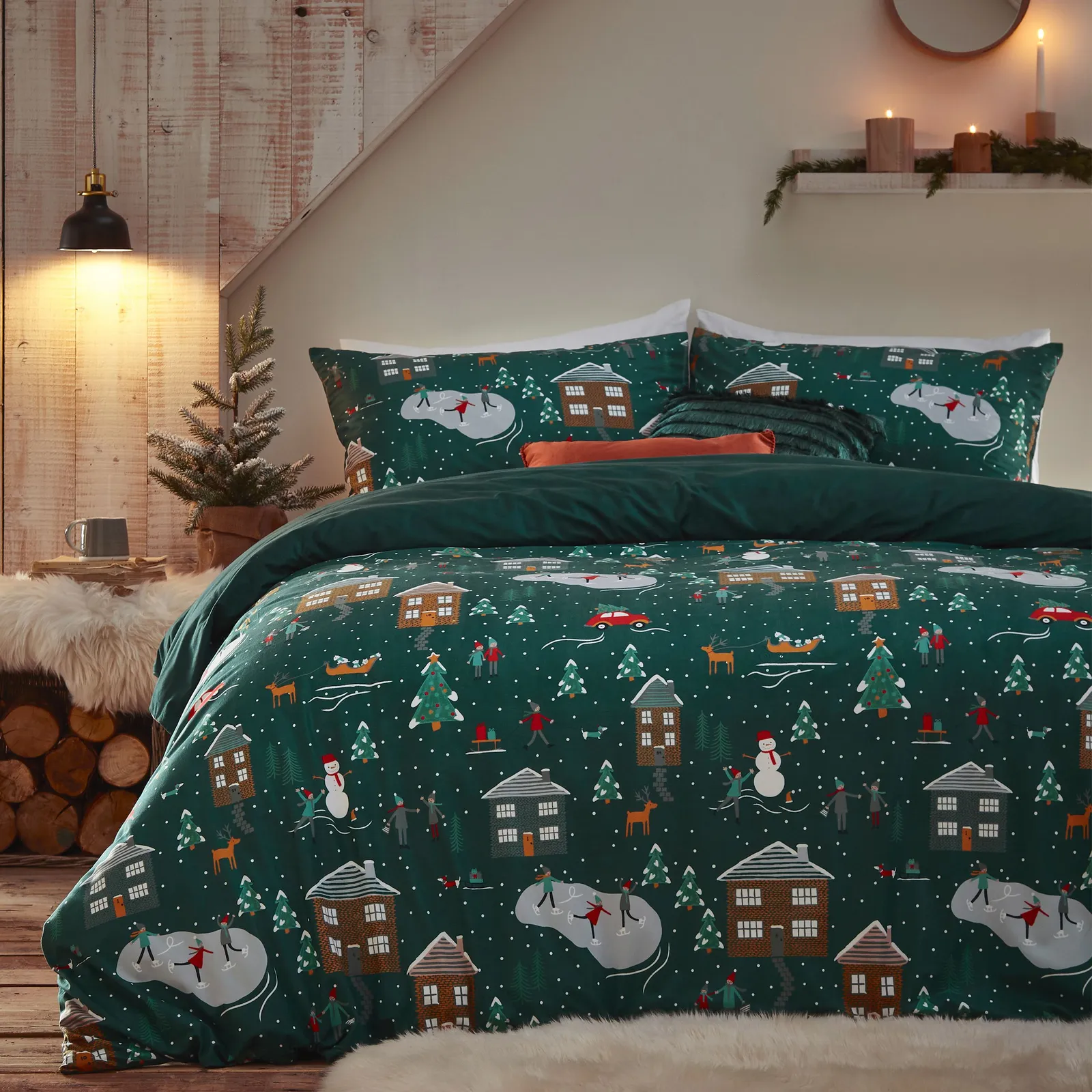 Furn Winter Pines Pyjama Fleece Festive Duvet Cover Set in Green