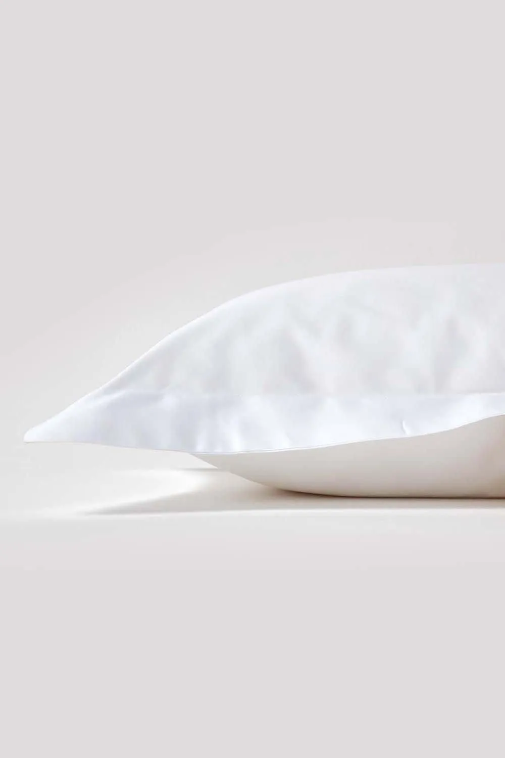 Homescapes Duck Egg Blue Sateen Cotton Oxford Pillowcase 400 TC in White 2