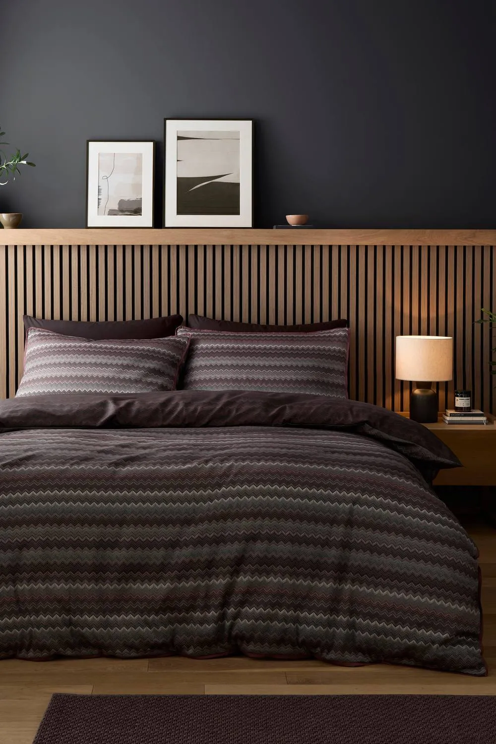 Appletree 'Chevron Stripe' 100% Cotton Sateen Duvet Cover Set in Chocolate 1