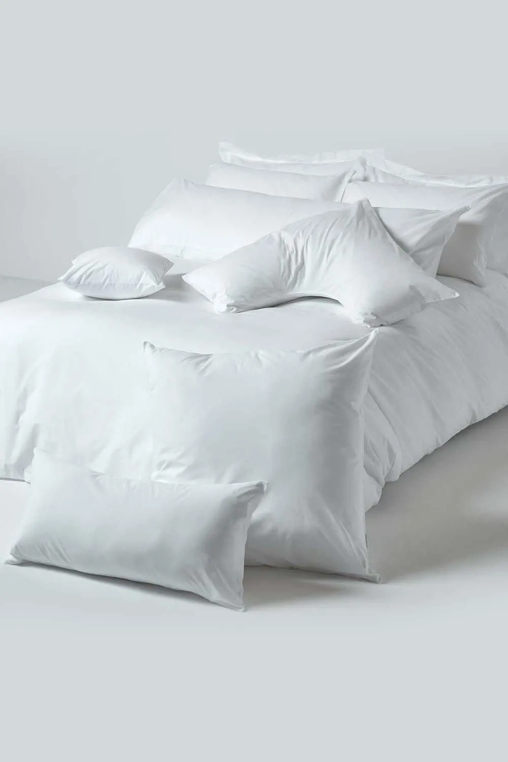 Homescapes Continental Egyptian Cotton Pillowcase 200 TC, 80 x 80 cm in White 4