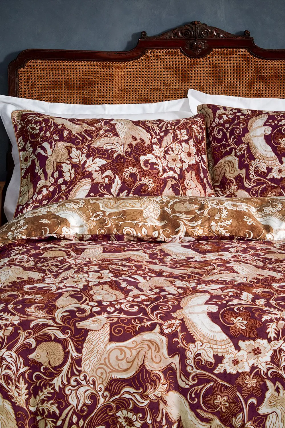 Paoletti Harewood British Animal 100% Cotton Duvet Cover Set in Red 2