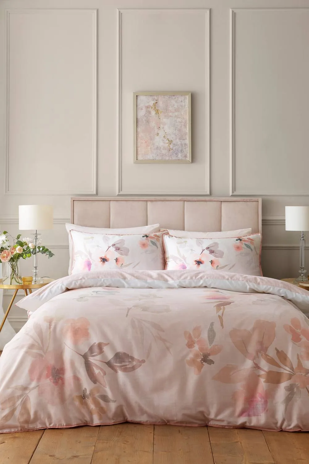 Soiree 'Mia Floral Blooms' 100% Cotton Duvet Cover Set in Natural