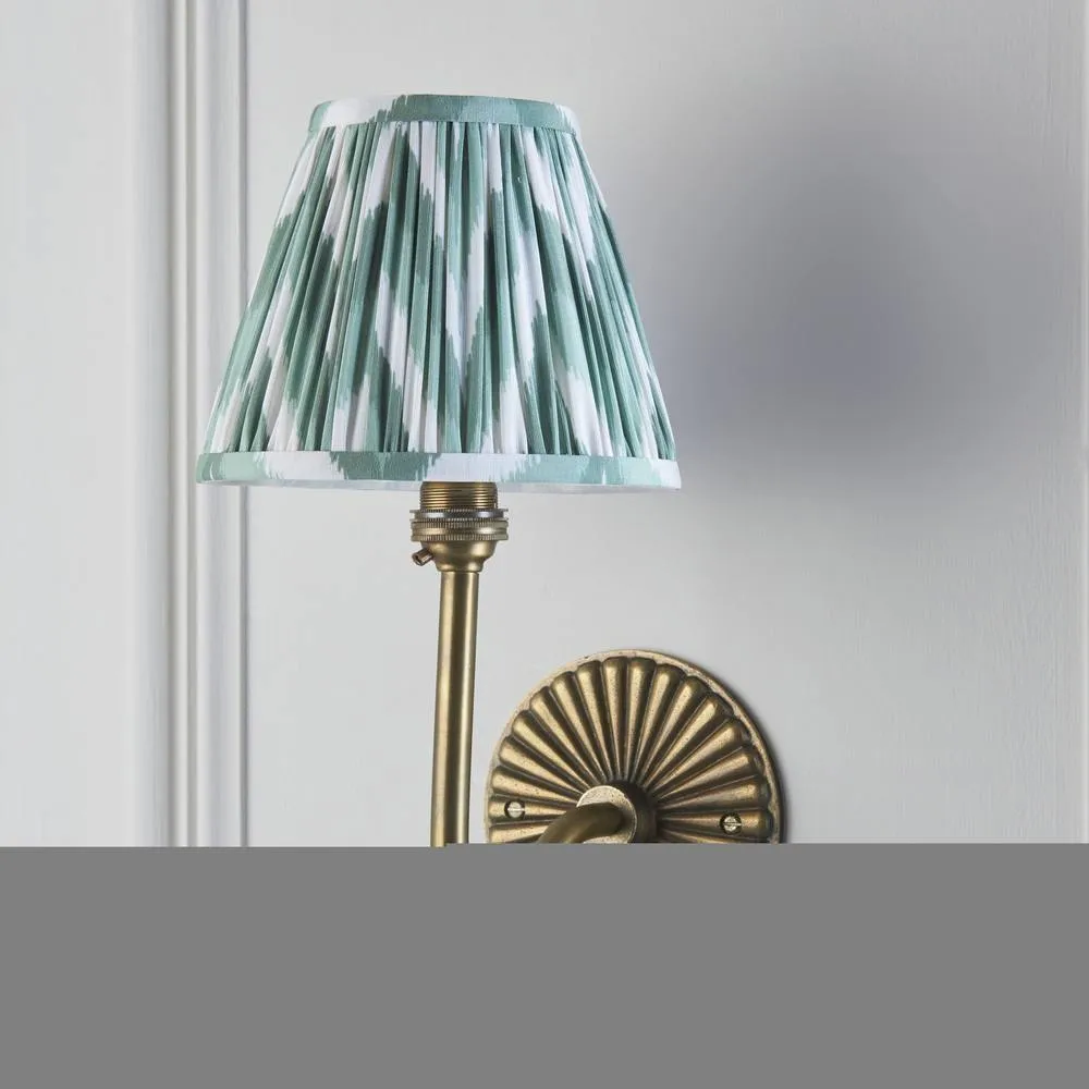Netlighting Dahlia Swan & Zigzag 16cm Wall Lamp Antique Brass Cotswold Green in Gold 5
