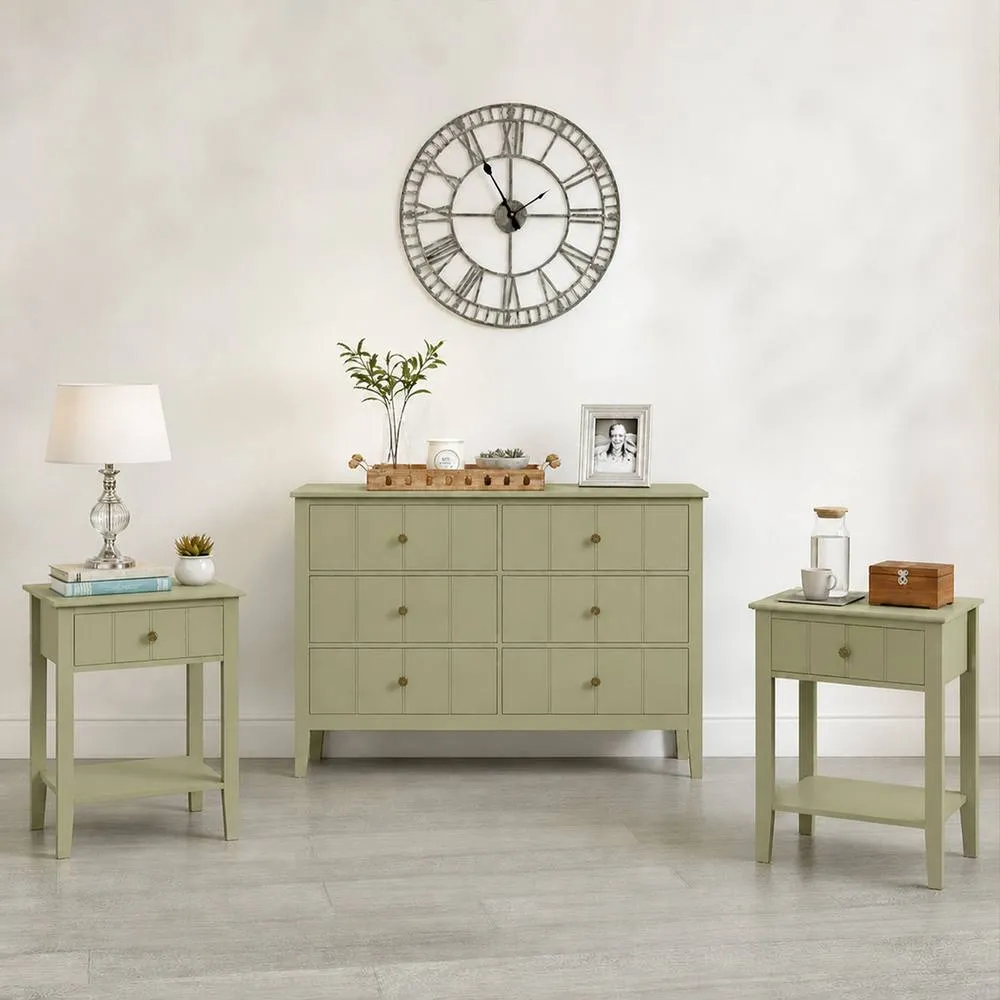 Melody Maison Chest & Pair Of One Drawer Bedside Tables - Padstowe Sage Green Range