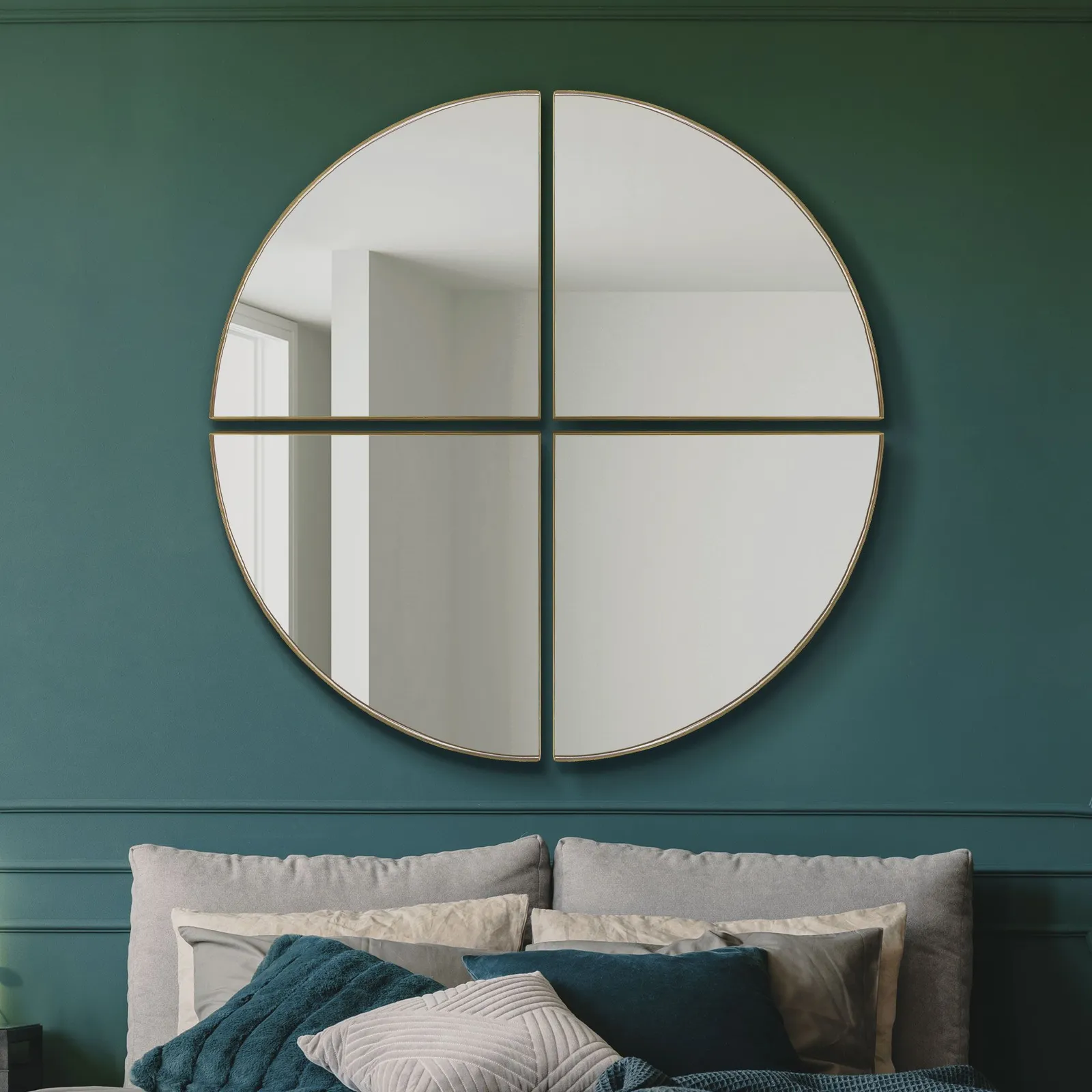 MirrorOutlet New Gold XL Circular Metal Wall Mirror 54" X 54" (140 x 140CM) 2
