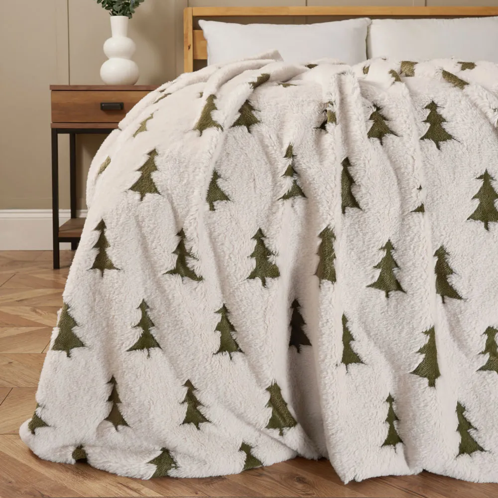 Christmas Trees Faux Fur Throw, Cream and Green
