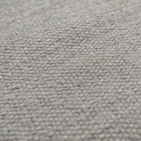Wool Flatweave Fringed Rug 2