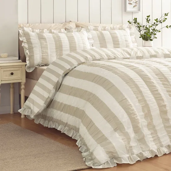 Catherine Lansfield Seersucker Frill Stripe Polycotton Duvet Cover & Pillowcase Set 1