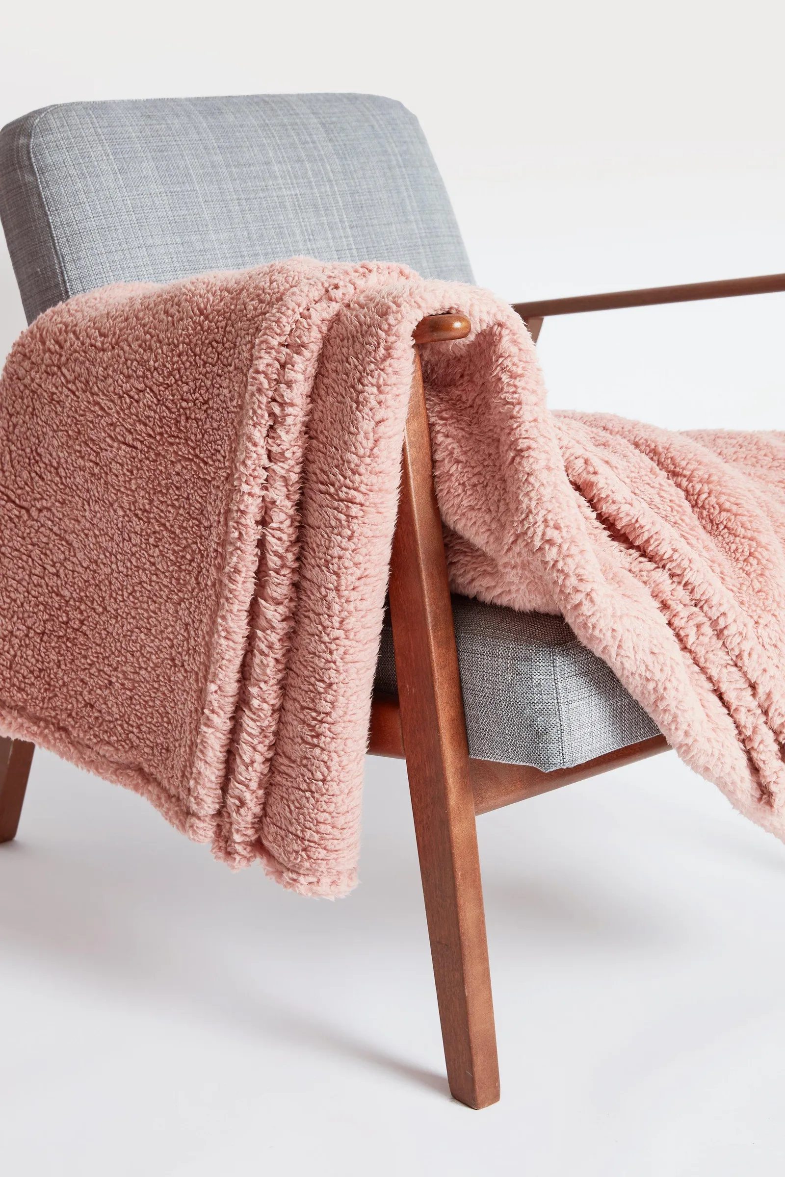 Teddy Throw