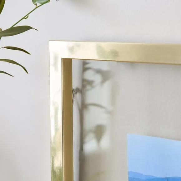 Floating Oversized Mount Square Photo Frame 2