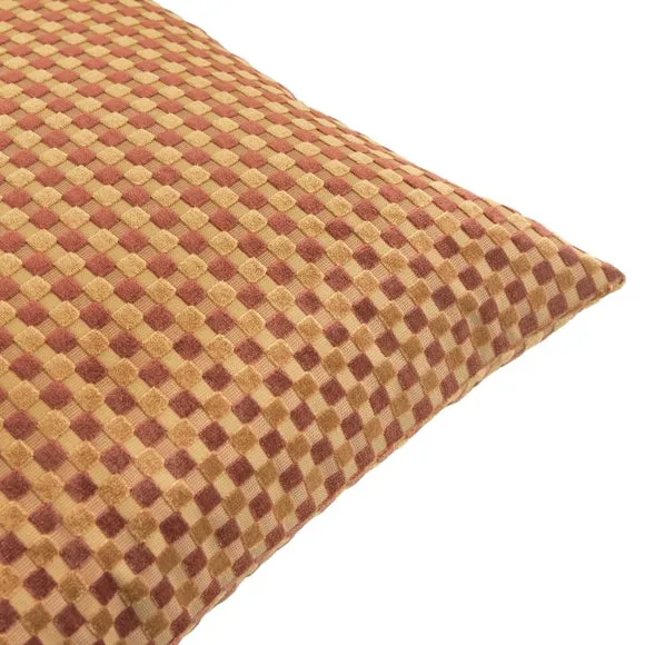 Furn. Checkered Square Cushion 3