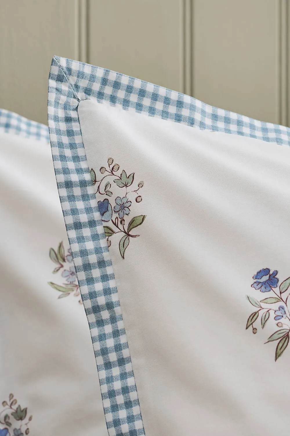 CHRISTY 'Guernsey' Floral Check Reversible Cotton Percale Duvet Cover Set in Blue 5