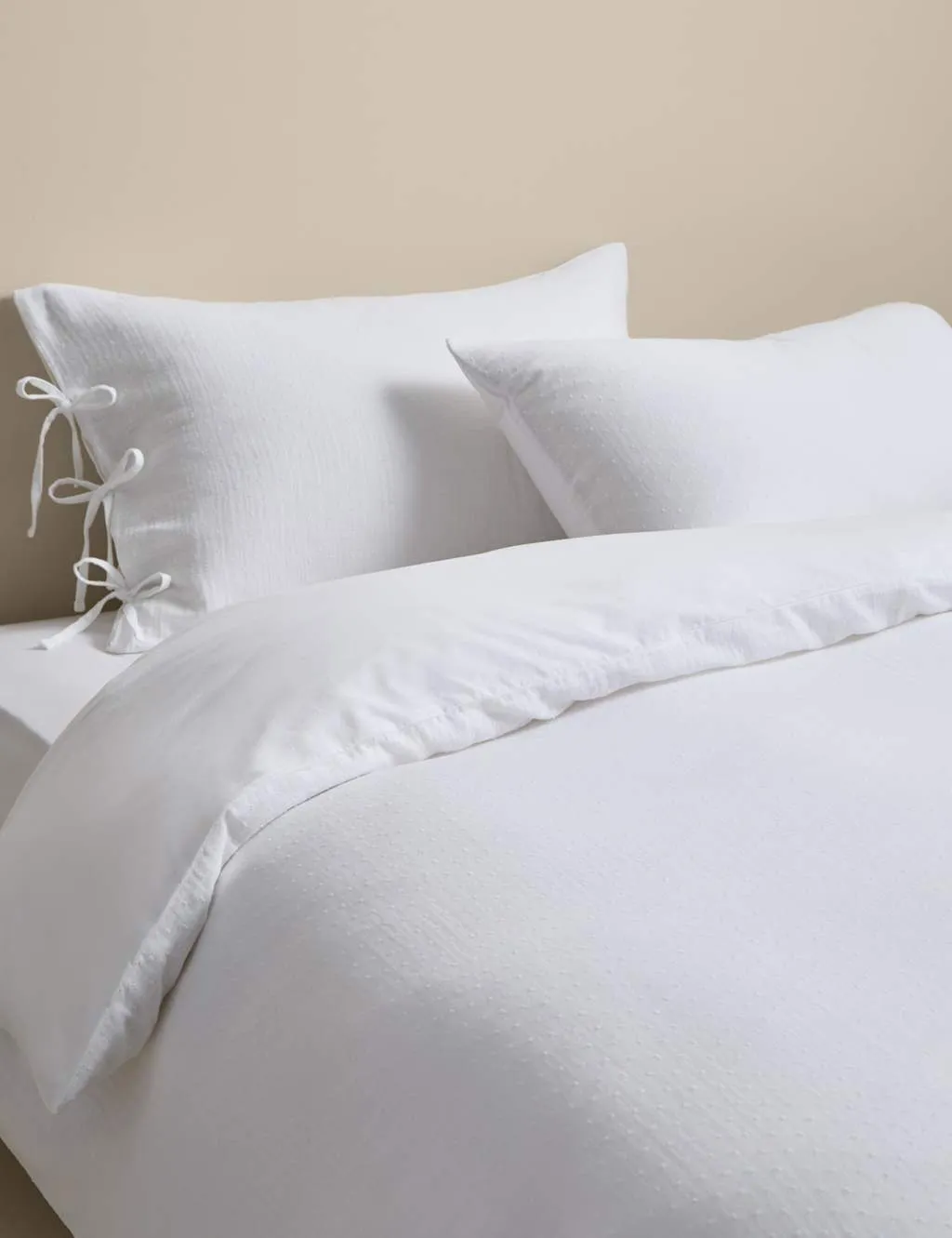 M&S Pure Cotton Muslin Dobby Bedding Set White