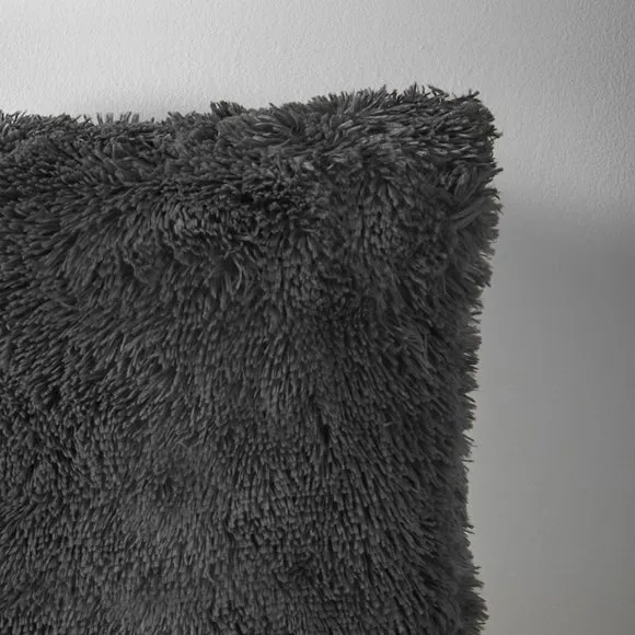 Catherine Lansfield Cuddly Square Cushion 2