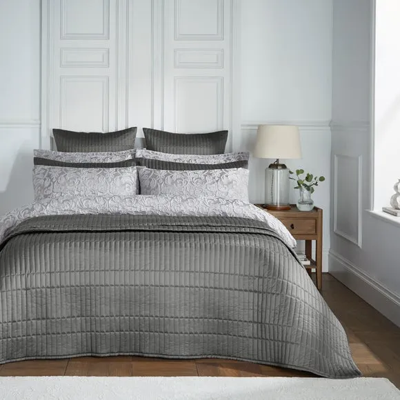 Anders Linea Quilted Bedspread