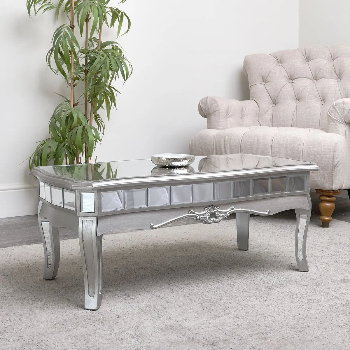 Melody Maison Mirrored Coffee Table - Tiffany Range in Metallic Silver