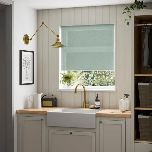 Wexford Linen Look Moisture Resistant Daylight Roller Blind 5