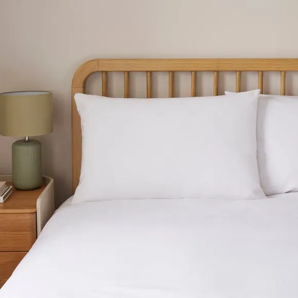 Soft and Easycare Polycotton Duvet Cover & Pillowcase Set 2