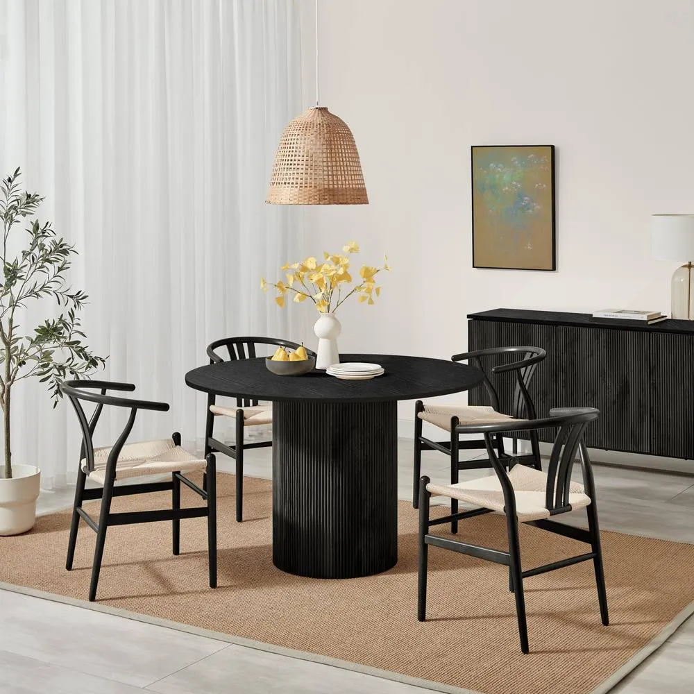 FurnitureboxUK Penrose Black Wooden Round Dining Table & 4 Black Caia Dining Chairs