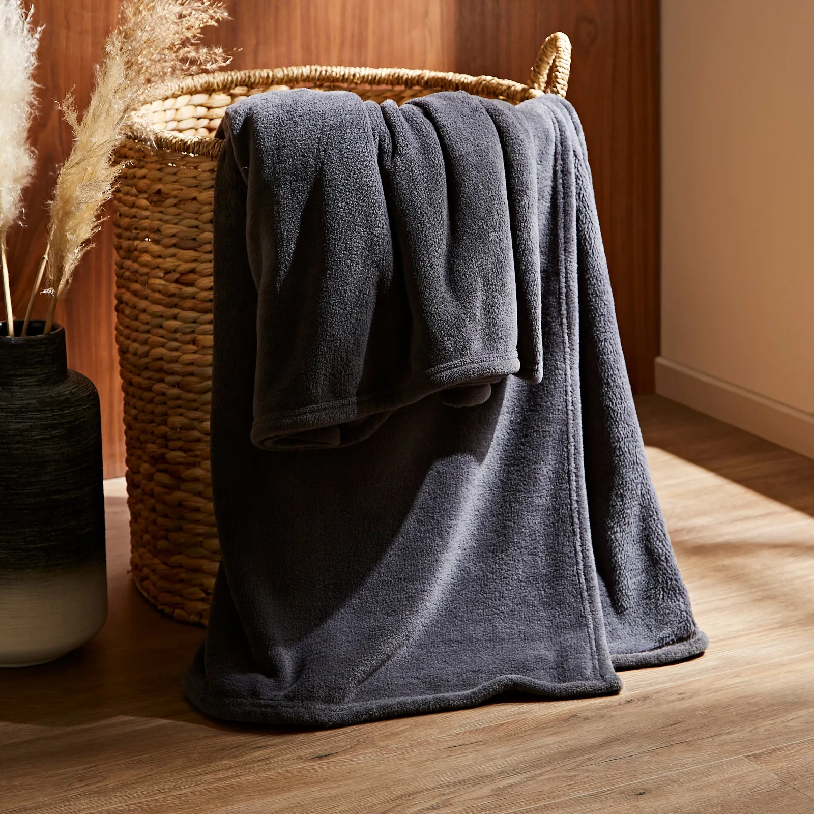 Recycled Fleece Throw Grey