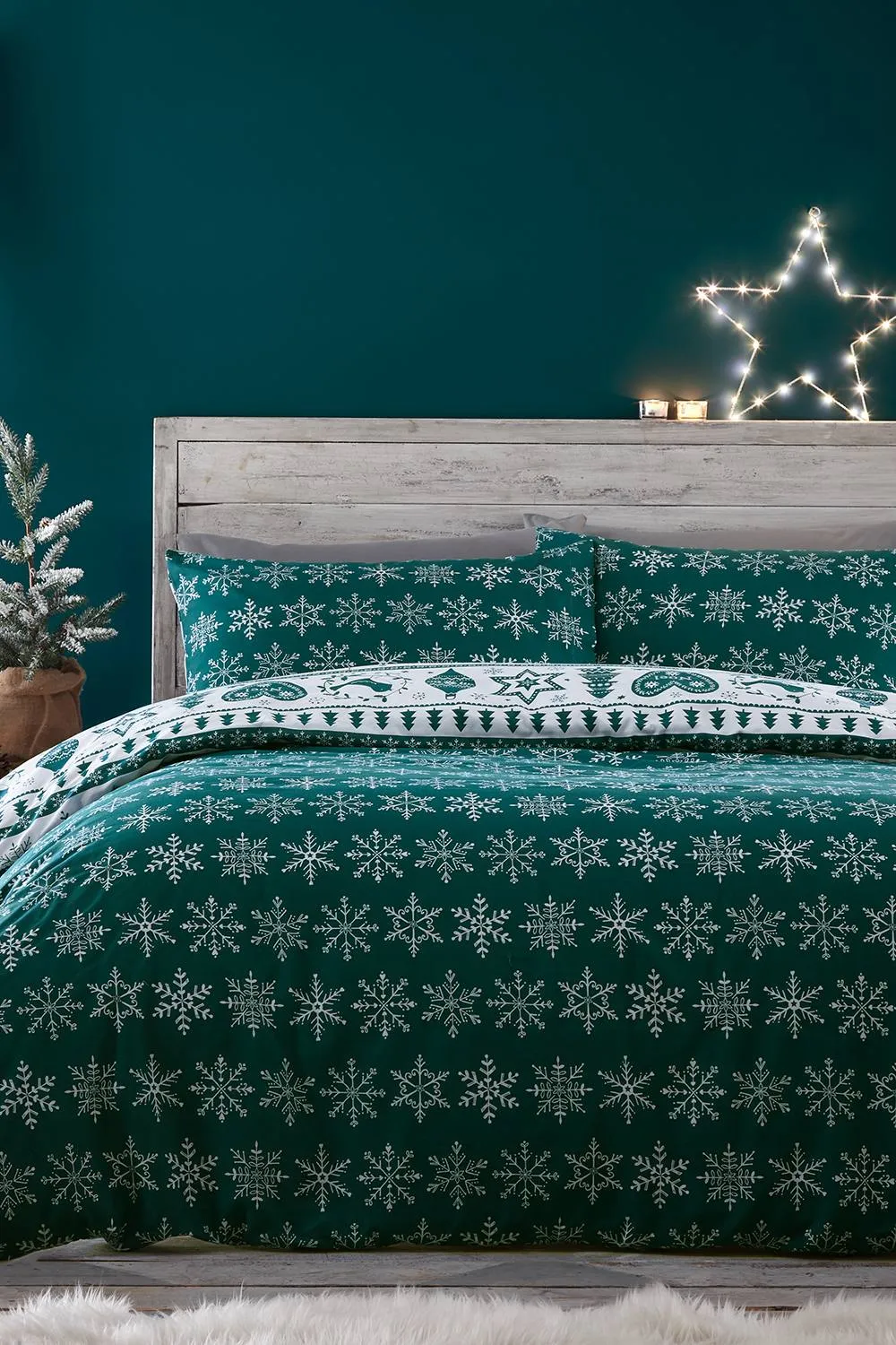 Portfolio Home Noel Christmas Duvet Cover Set in Teal 2