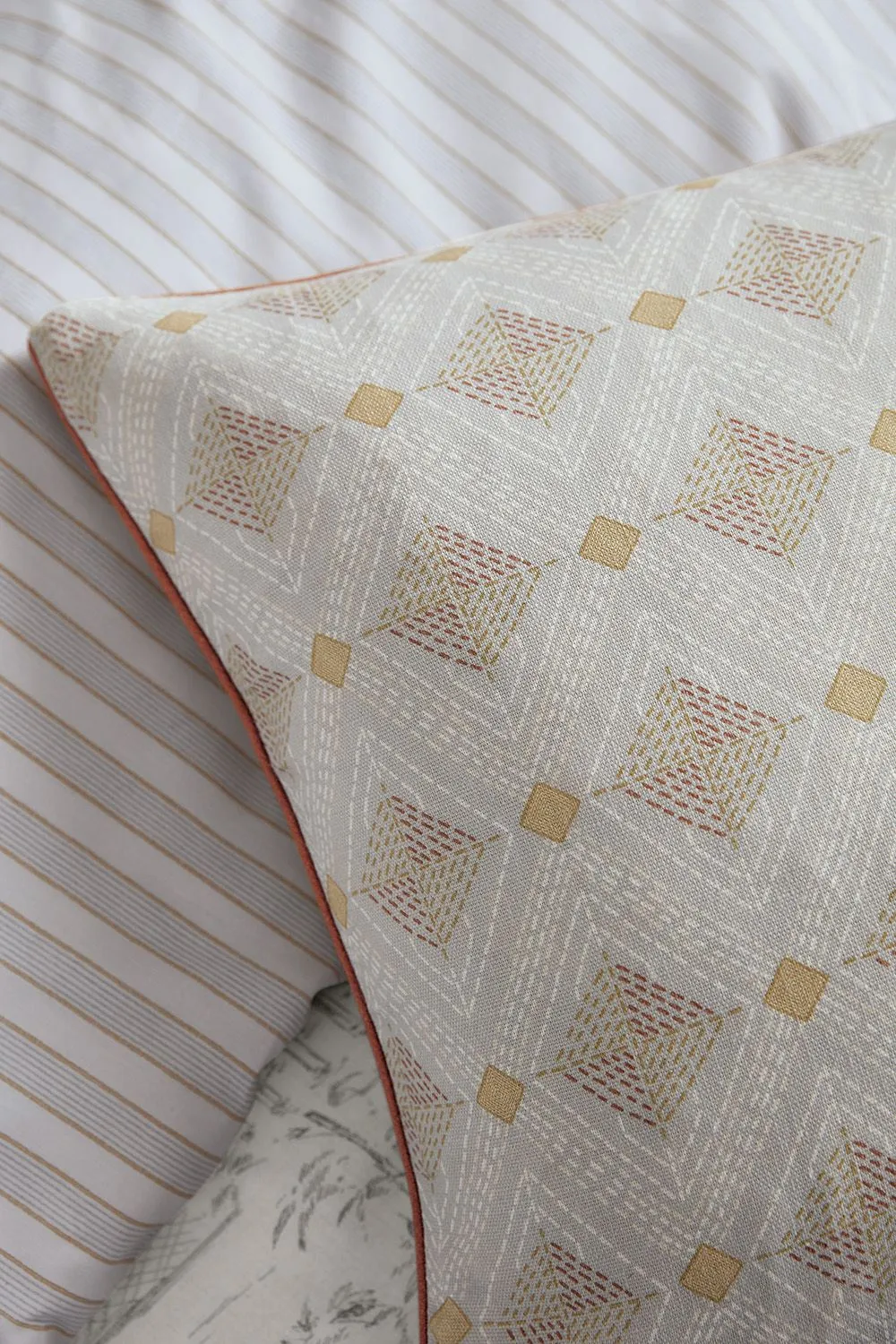 Helena Springfield 'Emeline/ Kalina' Cushion in Grey 3