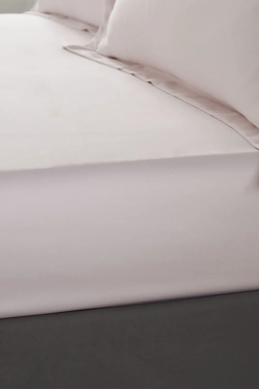 Catherine Lansfield 'Silky Soft Satin' 30cm Depth Sheet in Pink 1