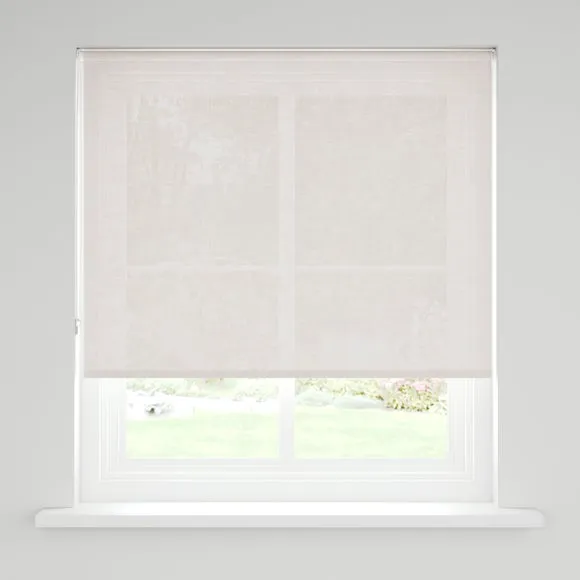 Wexford Linen Look Moisture Resistant Daylight Roller Blind 3