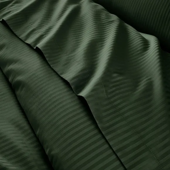 Hotel Cotton Stripe 400 Thread Count Flat Sheet 3