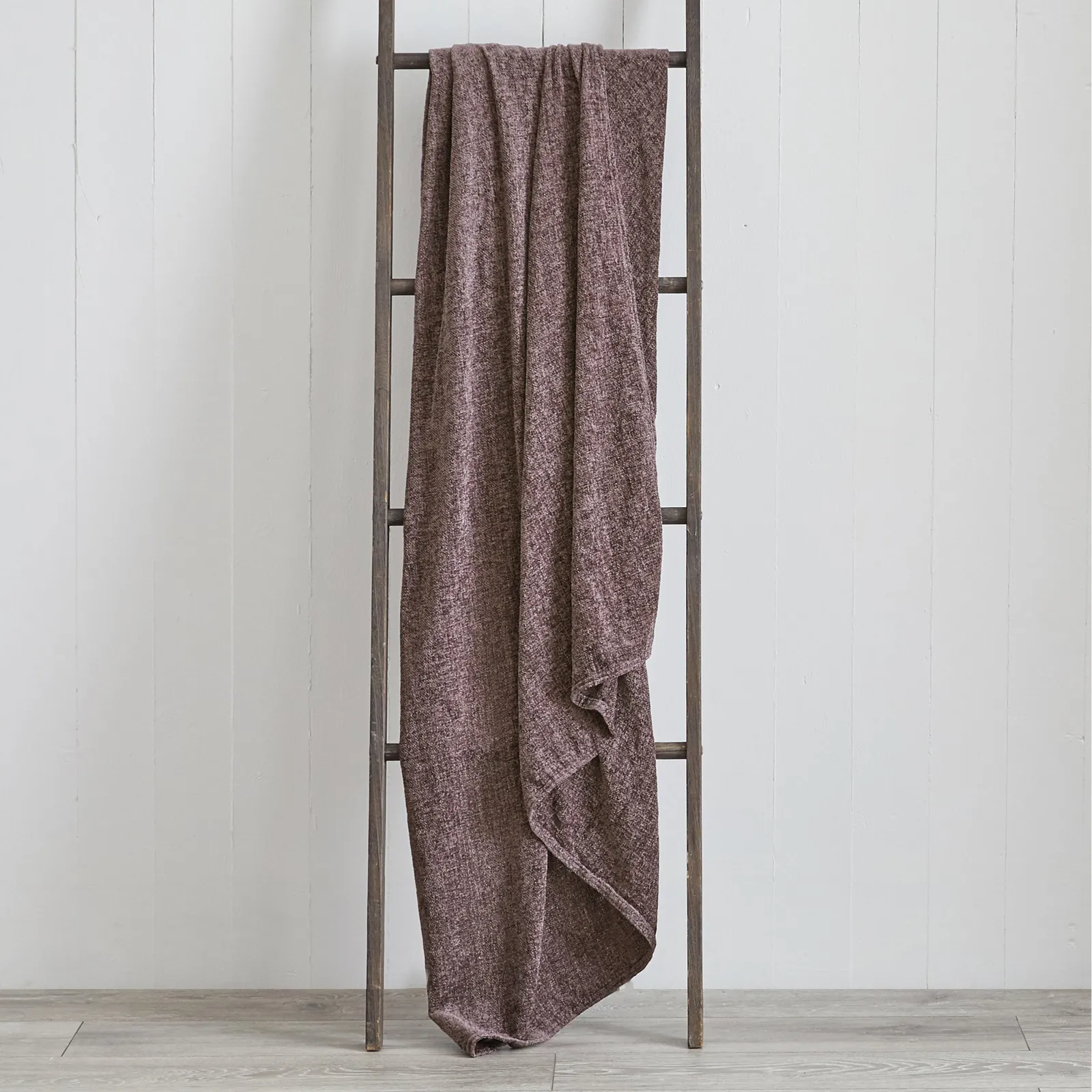 Chenille Mauve Throw Mauve