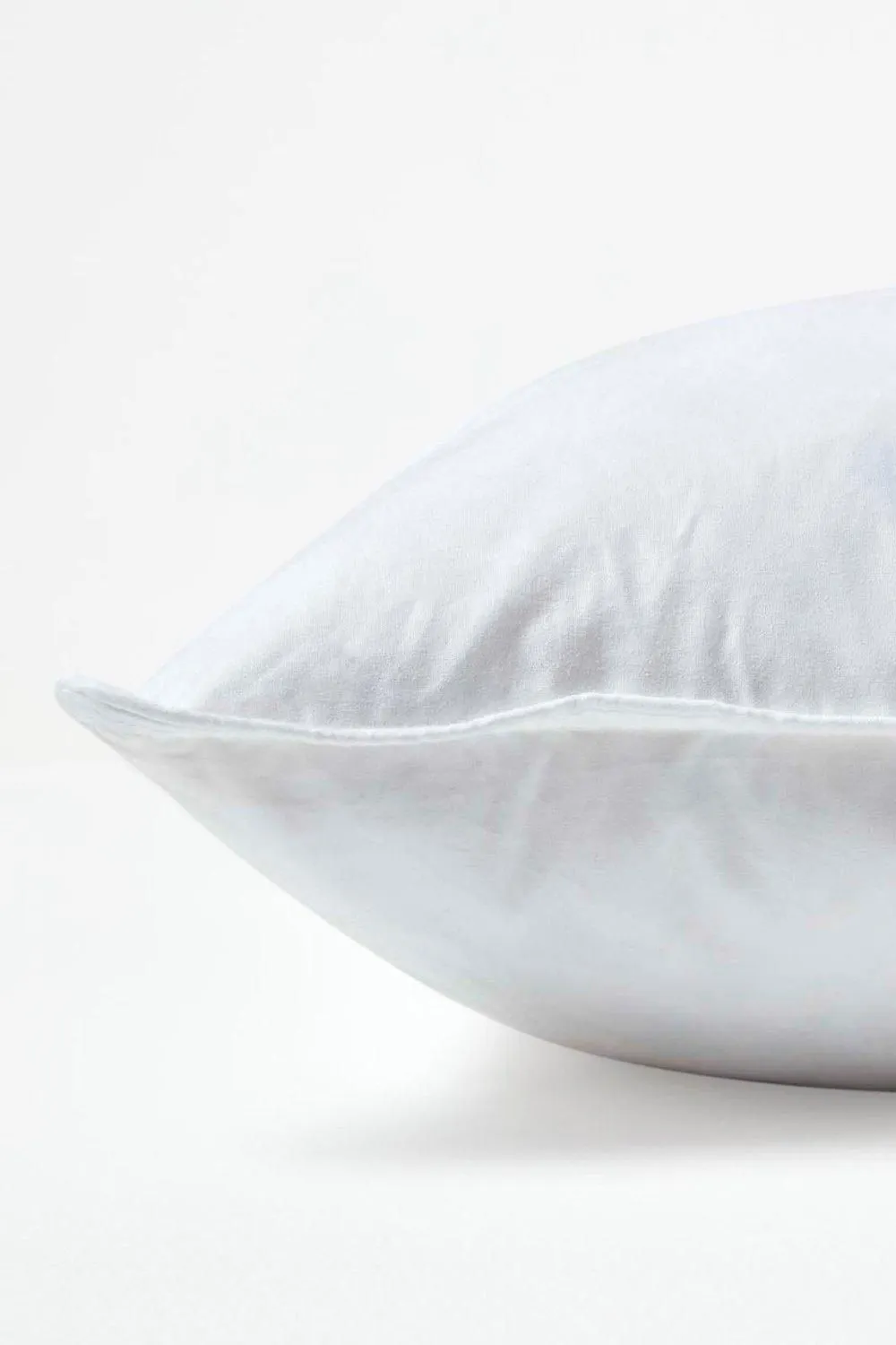 Homescapes Duck Down Cushion Pads Inner Insert Filler Machine Washable in White 3