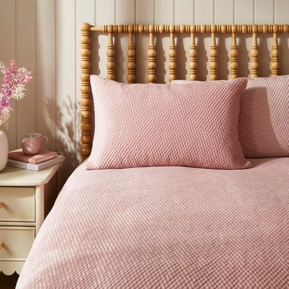 Ditsy Dot Pinsonic Duvet Cover & Pillowcase Set 2