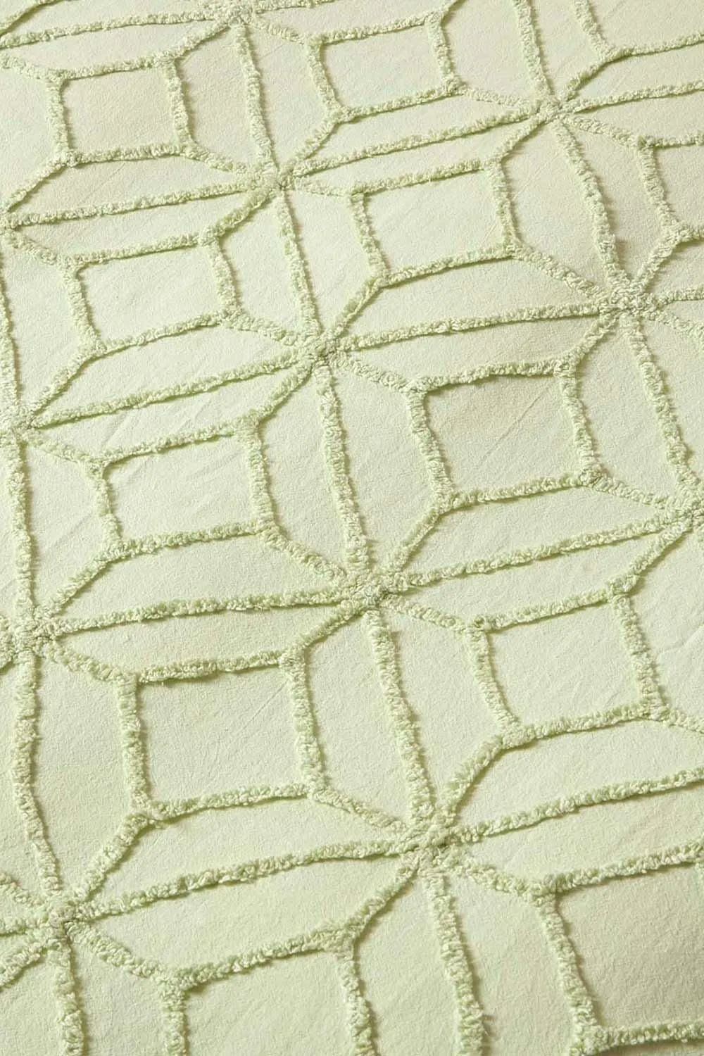 Homescapes Diamond Cotton Tufted Duvet Cover Set in Green 5